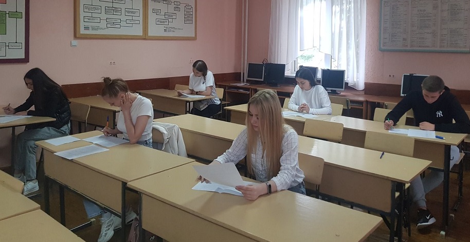 Літню екзаменаційну сесію розпочато